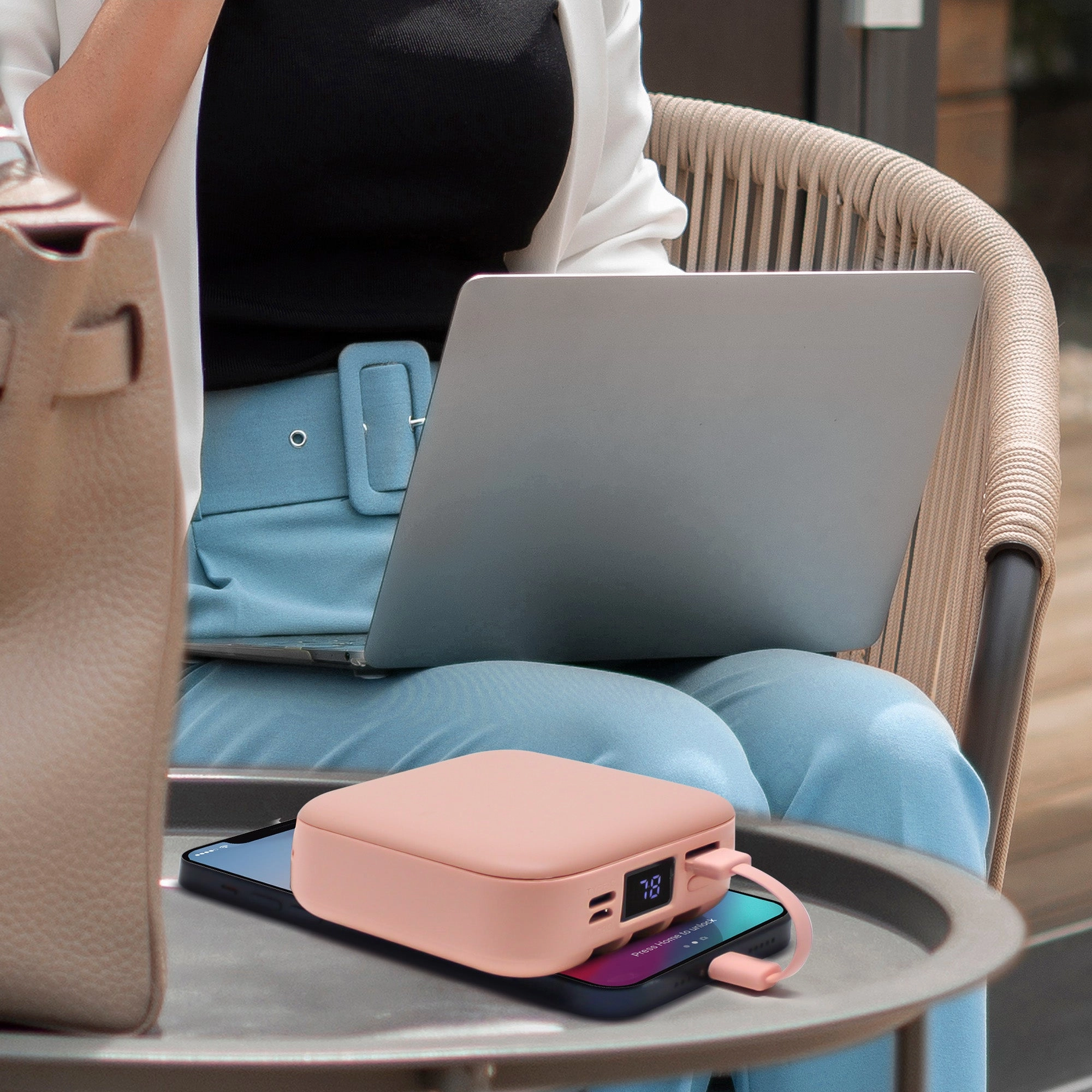 Aduro PowerUp Glow Portable Power Bank and Compact Mirror