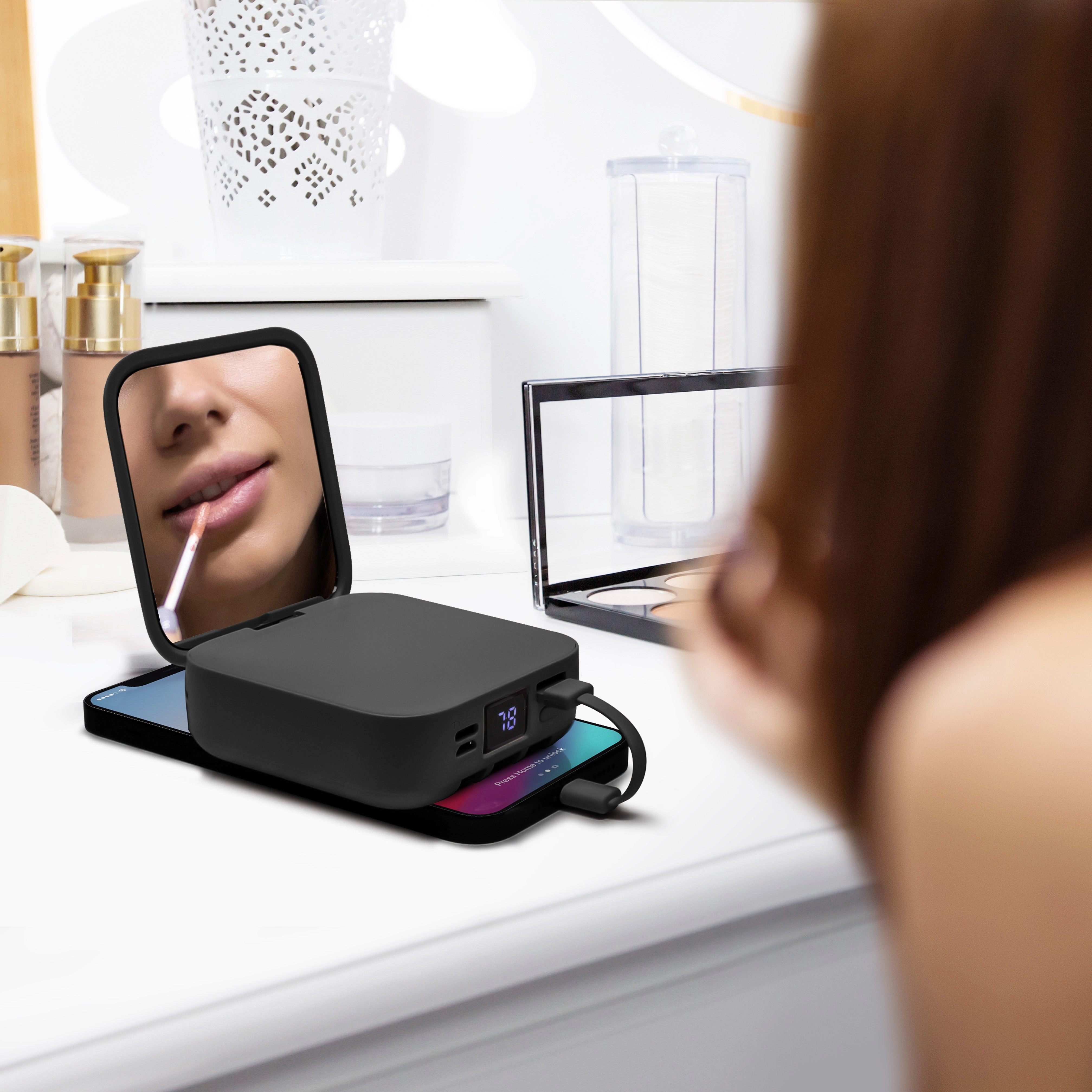Aduro PowerUp Glow Portable Power Bank and Compact Mirror