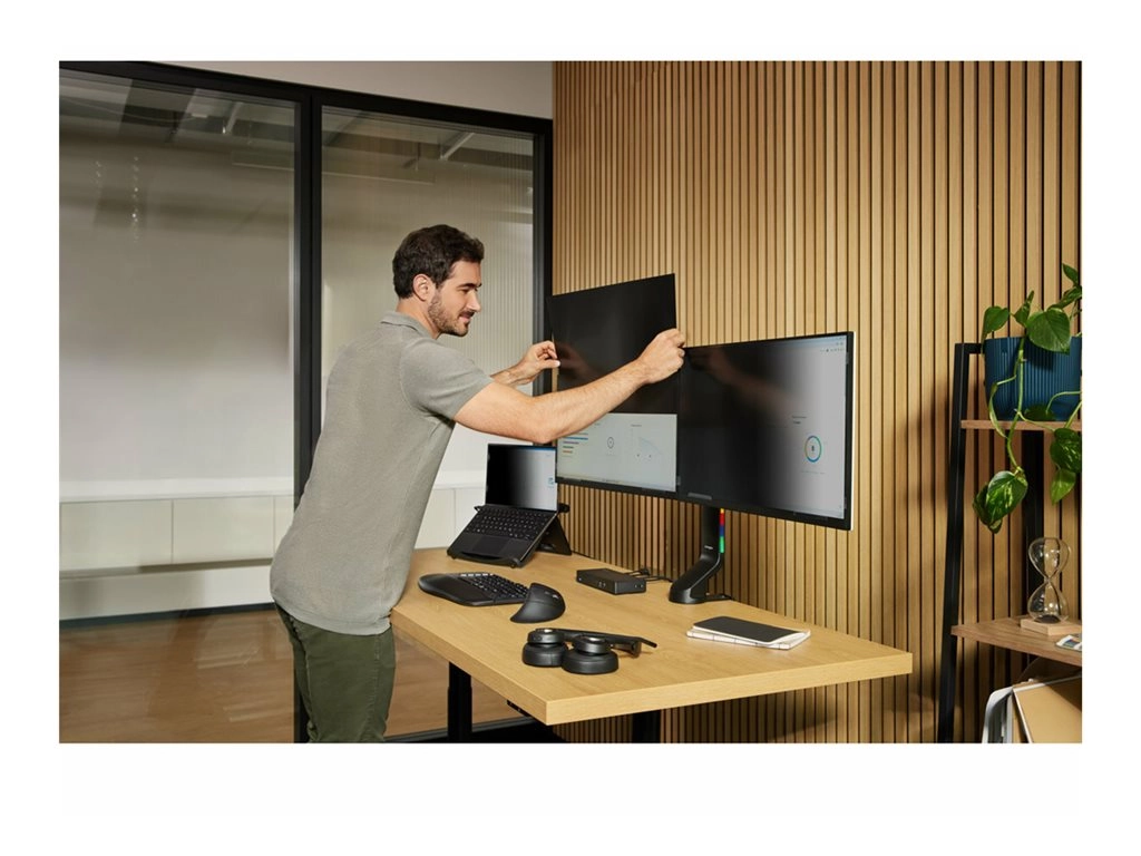 Kensington MagPro - Display privacy filter - with magnetic strip - 2-way - removable - magnetic - 31.5 wide - TAA Compliant" K52502WW