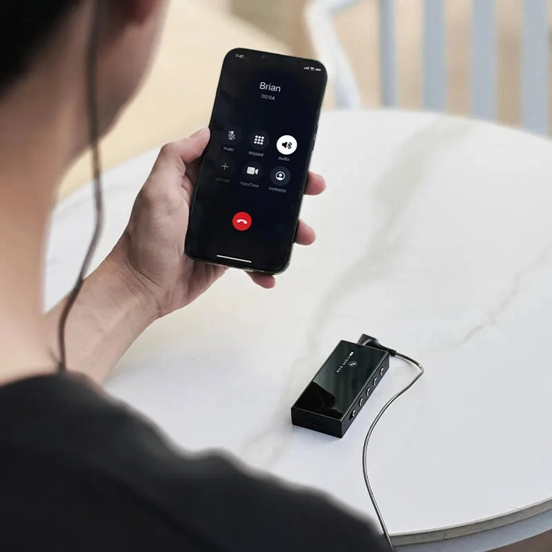 Questyle M18i Mobile Portable Bluetooth Lossless Decoding Headphone Amplifier With DAC