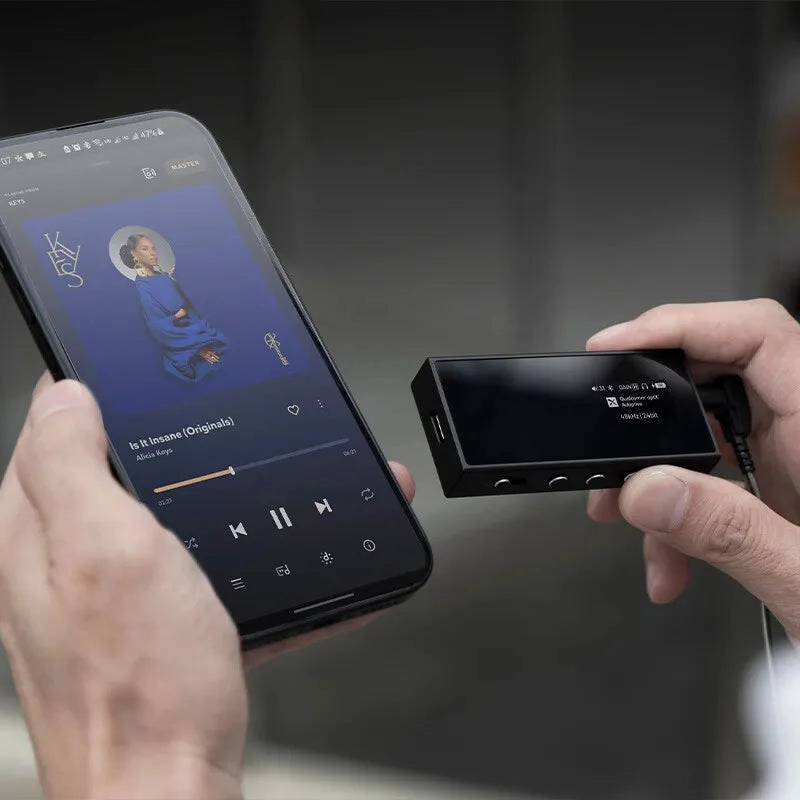 Questyle M18i Mobile Portable Bluetooth Lossless Decoding Headphone Amplifier With DAC