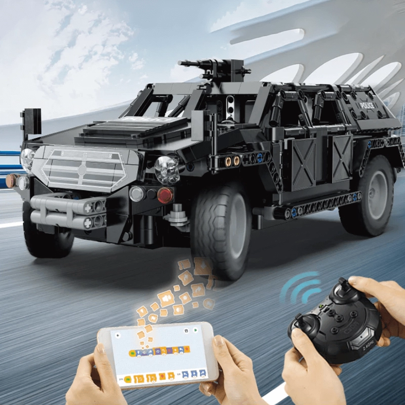 Remote Controlled SWAT Truck 560pcs